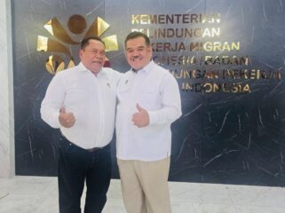 Ketua DPD NTB H.Edy Sopyan bersama Bersama Bapak Ahnas dari Dirjen Penempatan Kementerian KP2MI RI usai melaksanakan Coffe Morning di Kantor KP2MI di Jakarta. (Foto: Istimewa) 