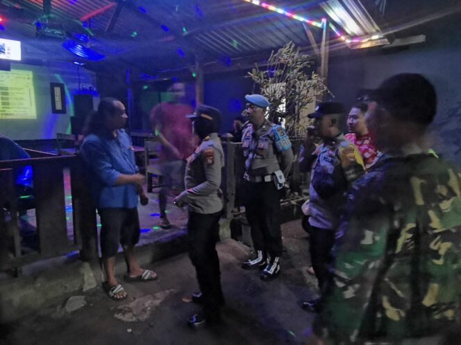 
					Idul Adha Sebentar Lagi, Tempat Hiburan Malam di Lingsar Mulai Disambangi TNI-Polri