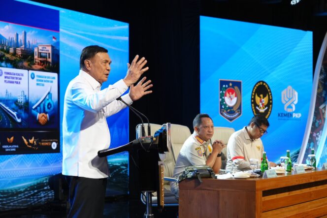 
					Hadir Di NTB, Menko Polkam Tekankan Soliditas Forkopimda Hadapi Tantangan Global