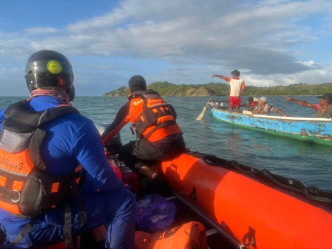 
					Nelayan Hilang di Perairan Teluk Awang, Tim SAR Gabungan Lakukan Pencarian