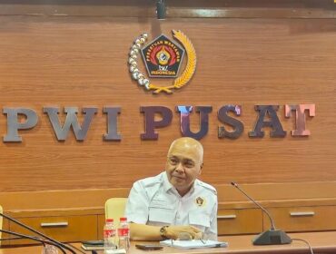 Ketua Umum PWI Pusat, Akhmad Munir (Foto: Istimewa)