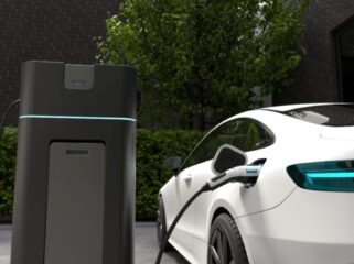 Ilustrasi mobil listrik. (Foto: Bacain.id) 