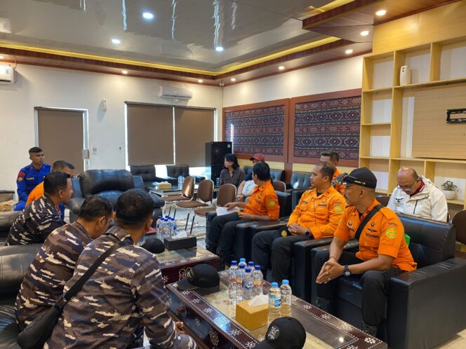 
					Tim SAR Perluas Area Pencarian Korban KMP Putri Yasmin, 3 SRU Dikerahkan