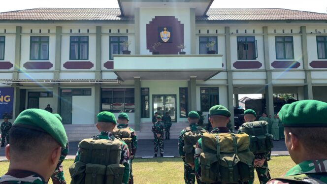 
					IX/Udayana Lepas Satgas Komlek Ke Perbatasan RI-RDTL