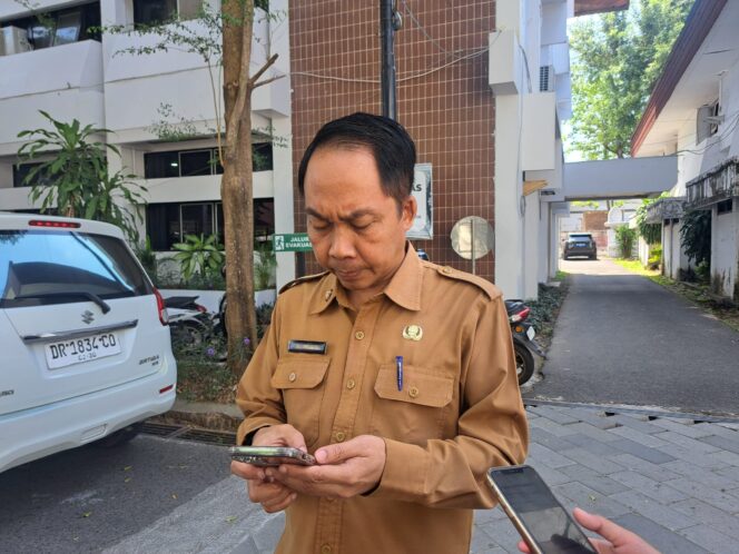 
					Kepala Dinas Perindustrian dan Perdagangan Provinsi NTB, Lalu Wiranata. (Foto : Yar)