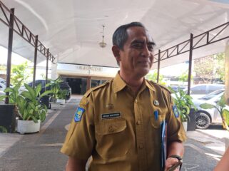 Kepala Dinas Sosial dan P3A NTB, Ahmad Masyuri. (Foto : Yar)