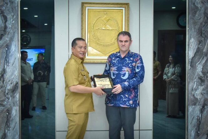 
					NTB–Rumania Perluas Kerja Sama, dari EBT hingga Sister Province