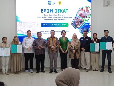 Para pelaku usaha mendapatkan Nomor Izin Edar dari Badan Pengawas Obat dan Makanan. (Foto: Panji)
