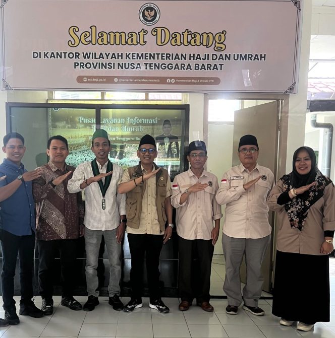 
					Kasus Penipuan Umrah Memicu Blokir Jalan di Bima, HMI Bali-Nusra Desak Kemenhaj NTB Bertindak Cepat