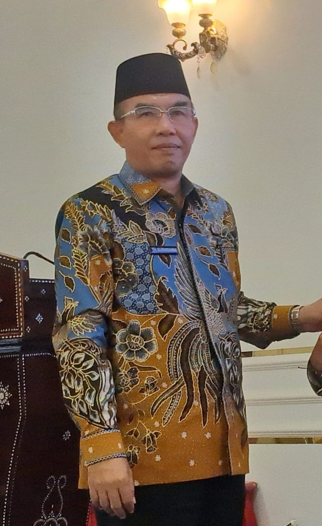 
					TGH Mujiburrahman, Wakil Wali Kota Mataram. (Foto : Dok/Ist)